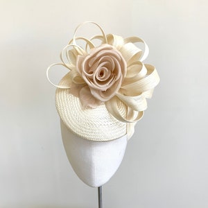 Ivory straw cocktail hat, small cream fascinator, statement Ascot hat, elegant cream wedding hat, bow detail headpiece, floral detail hat