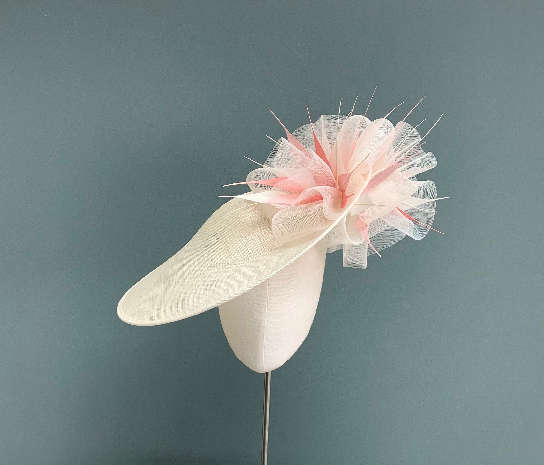 Ivory statement Ascot hat, pink feather headpiece, cream hat with bow,  Mother of the bride fascinator, Kentucky Derby hat in ivory and pink