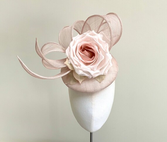 Blush Pink Fascinator, Pale Pink Race Day Hat, Mother of the  display picture 1