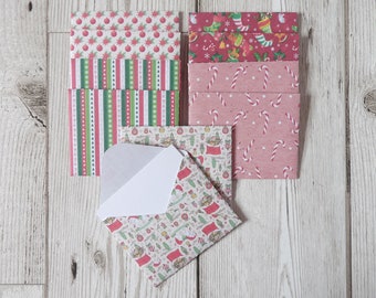 10 Traditional Christmas Mini Envelopes with Notecards, Thank You Note, Note From Santa, Patterned Envelopes, Note Cards, Small Envelopes