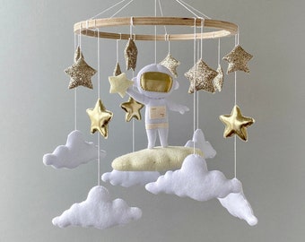 Space mobile nursery, baby mobile astronaut, baby mobile neutral, space baby shower gift, cloud mobile,