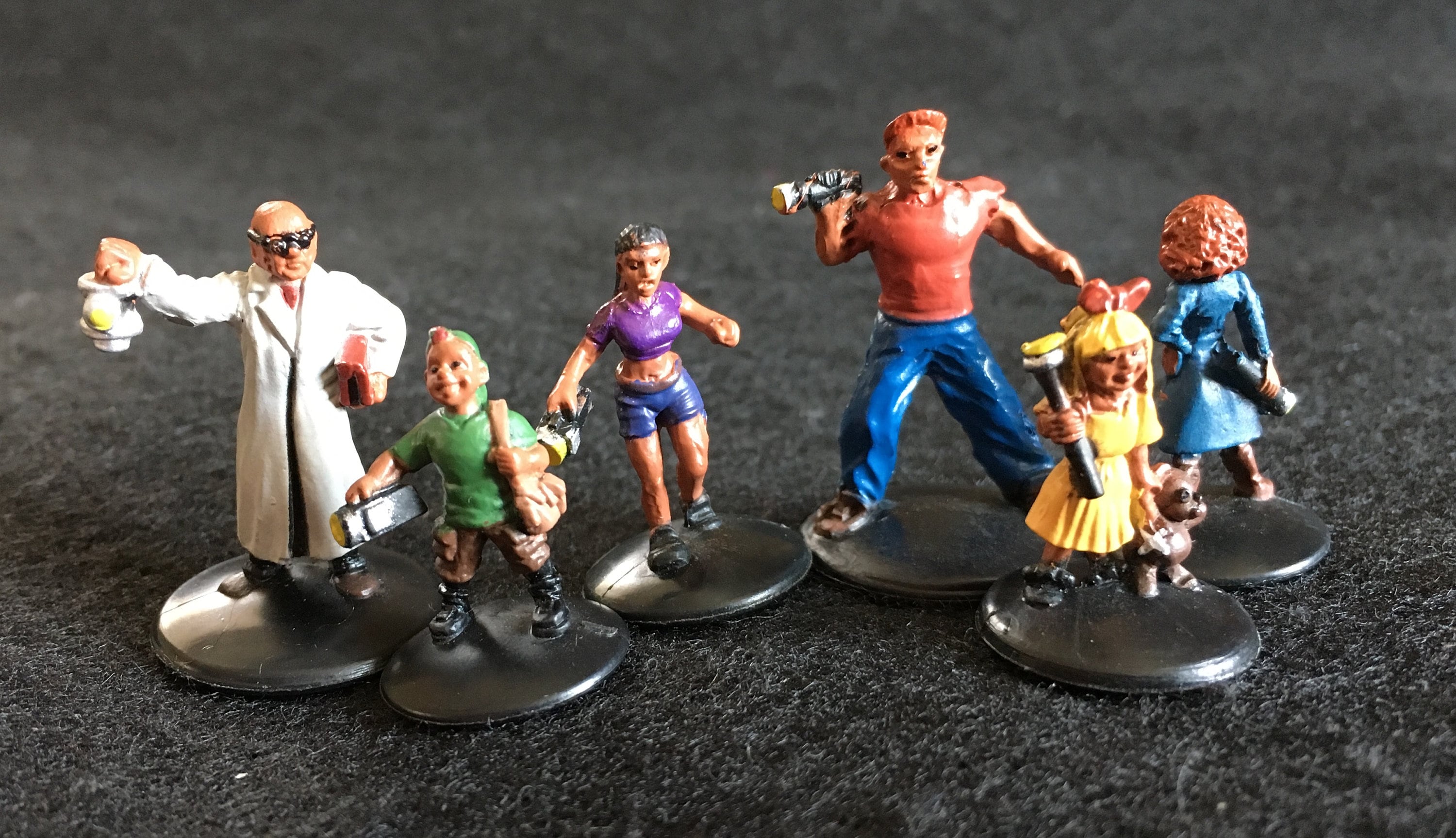 Miniature action figures discount