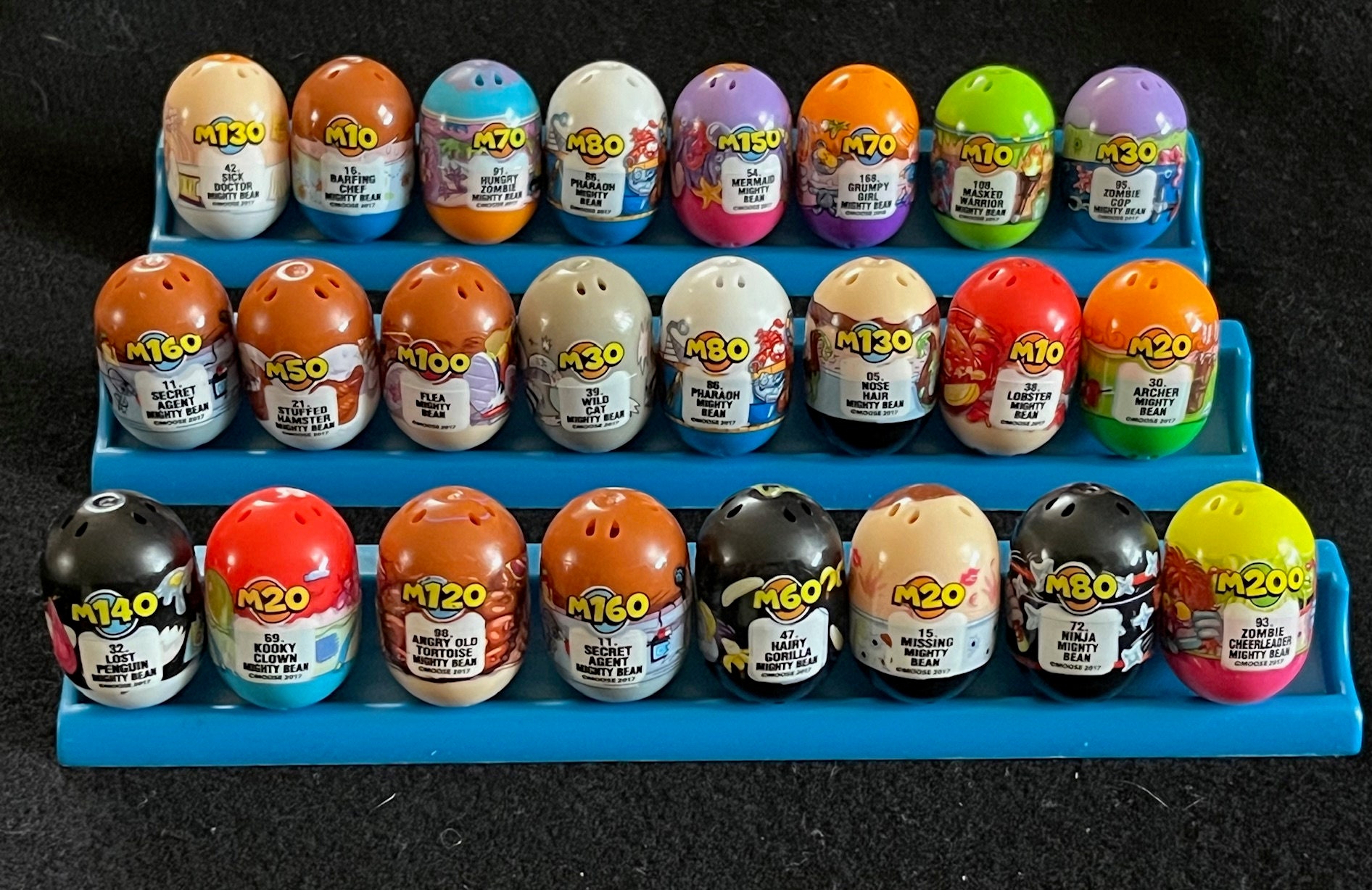 90 Vintage Miscellaneous Beanz Action Figures Plus Six Large Beanz