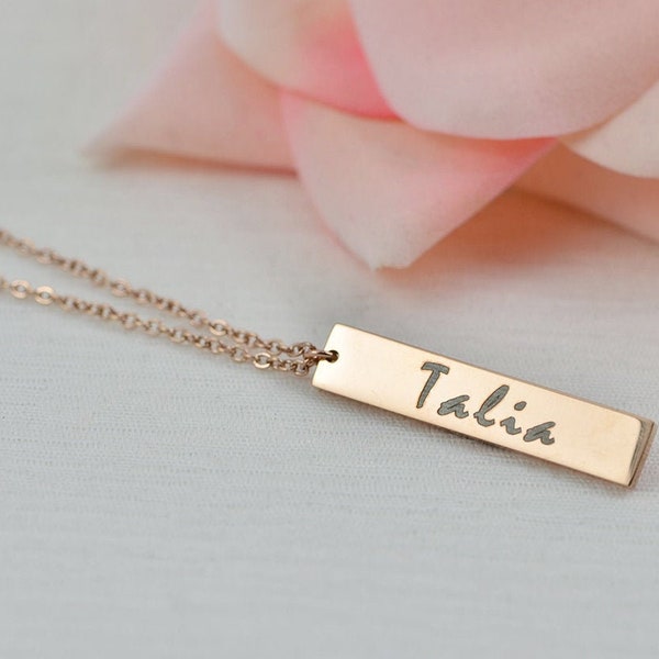 Gegraveerde naam roségouden ketting, aangepaste initialen rechthoekige ketting, naam gepersonaliseerde bedelketting, aangepaste roségouden ketting