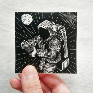 Reciprocità: non puoi sentire il canto degli uccelli nello spazio profondo // Adesivo astronauta