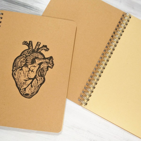 Anatomisches Herz Skizzenbuch || Handbedruckt || Kraftpapier Notizbuch || Blanko A5-Buch
