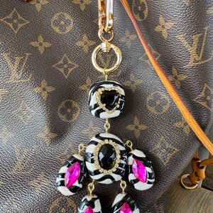 Handgemaakte tassenhanger/poppetje van polymeerklei