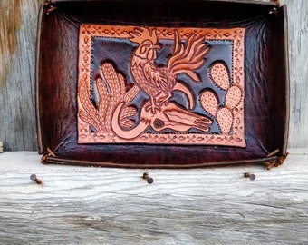 Rooster Valet Tray/ Tooled Leather Tray/ Cactus desert scene/ Cactus and rooster leatherwork/ Cowboy Leather Tray