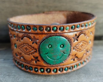 Turquoise Smile Leather Cuff/ Boho Carved leather Cuff/ Tooled Leather/ star cuff/ Western Cowgirl Bracelet