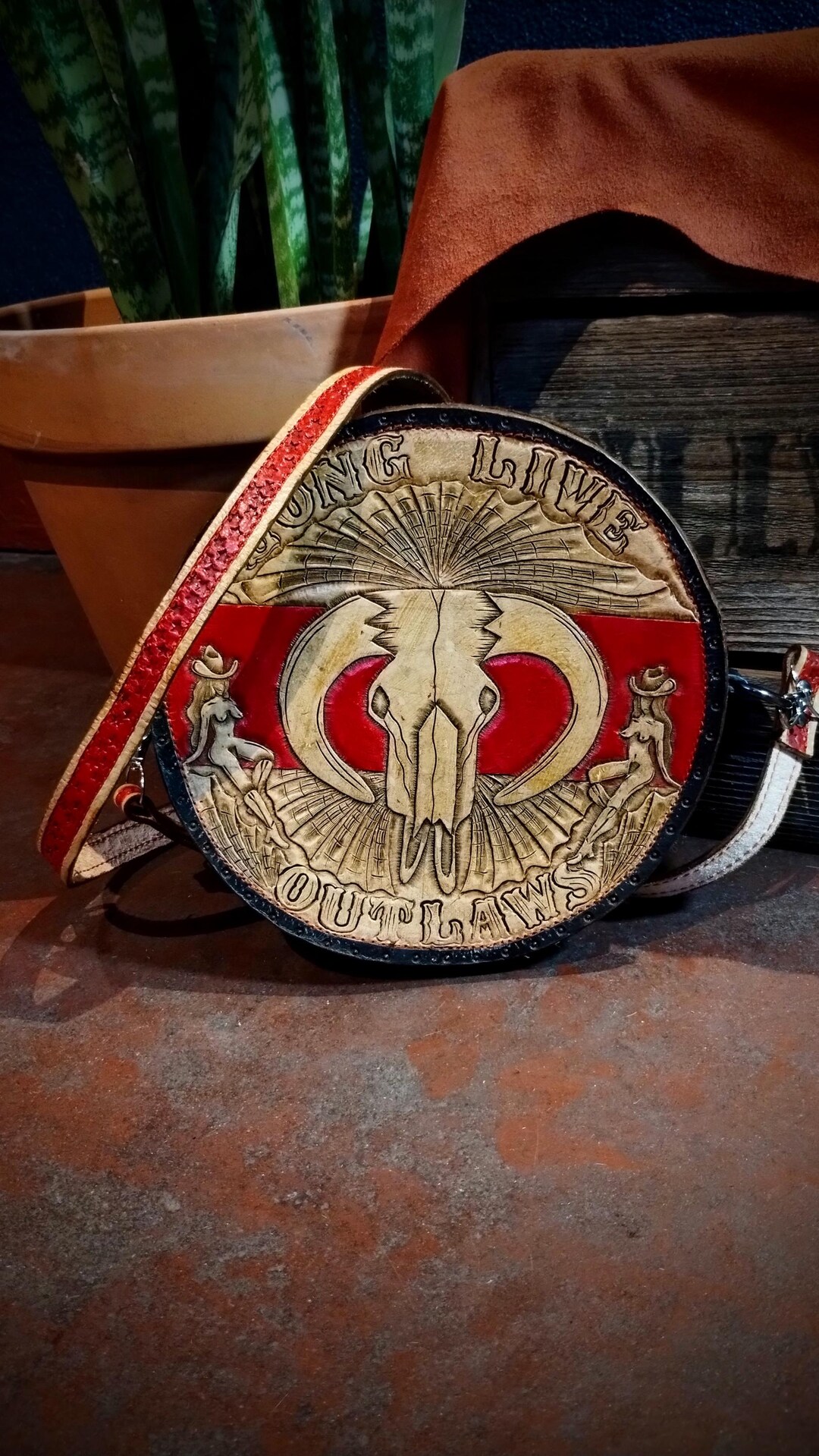 Large Crossbody Outlaw  #15641
