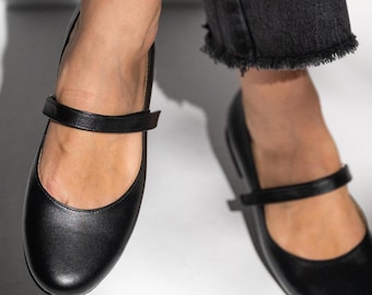 Handmade Black Leather Shoes: Full Grain Boho Style Shoes