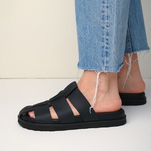 靴 Vintage Prada T-Strap Heel Sandals Prada T Strap Shoes - Etsy