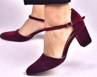 Dark maroon heels 2025