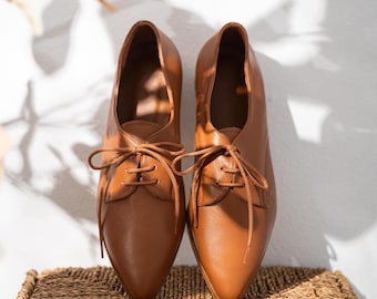 Handmade Brown Leather Oxford Shoes: Women's Flat Tie Shoes