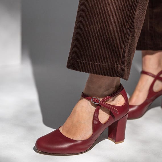 ladies burgundy dress shoes Leather Mary Jane Heels – Handmade Block Heel for Women Handmade by skilled artisans Select Shoe Size:41 Simple Strapless Short Hi-Lo women's marabella