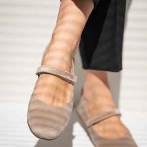 Mary-Jane natural beige velvet leather shoes, retro style ballet flats, nature lover, mary jane ballerinas