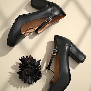 Handmade Black Leather Mary Jane Heels, Vintage Style Shoes image 4