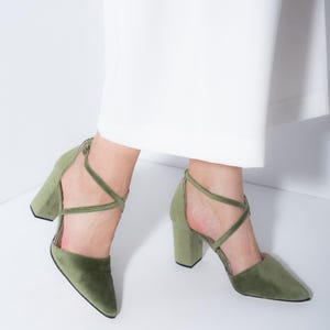 velvet shoes for women