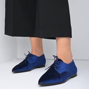 Blue Velvet Oxford Shoes: Handmade Leather Flats image 1