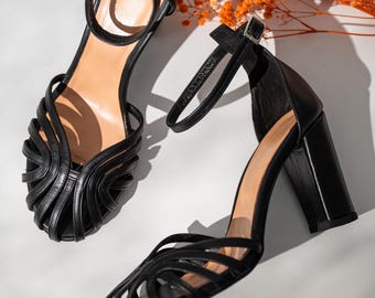 Black Leather Mary Jane Heels – Full Grain Vintage Strap Pumps for Women