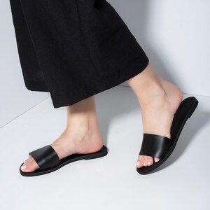 Black leather sandals women