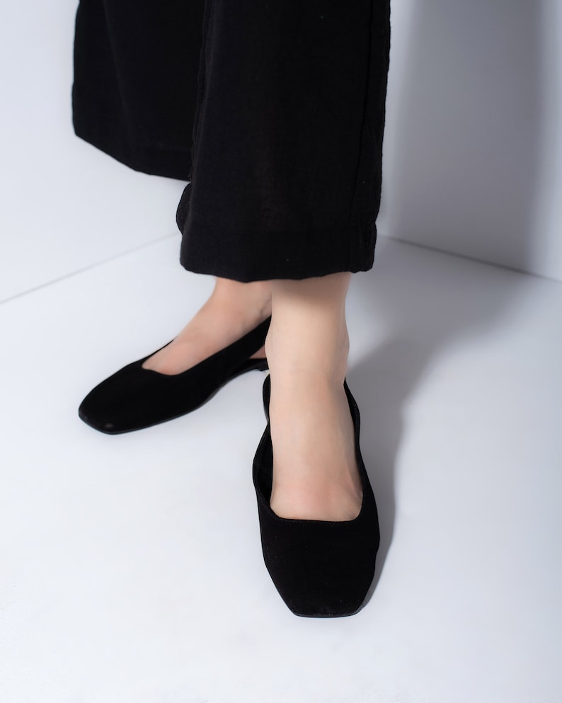 black mules for women