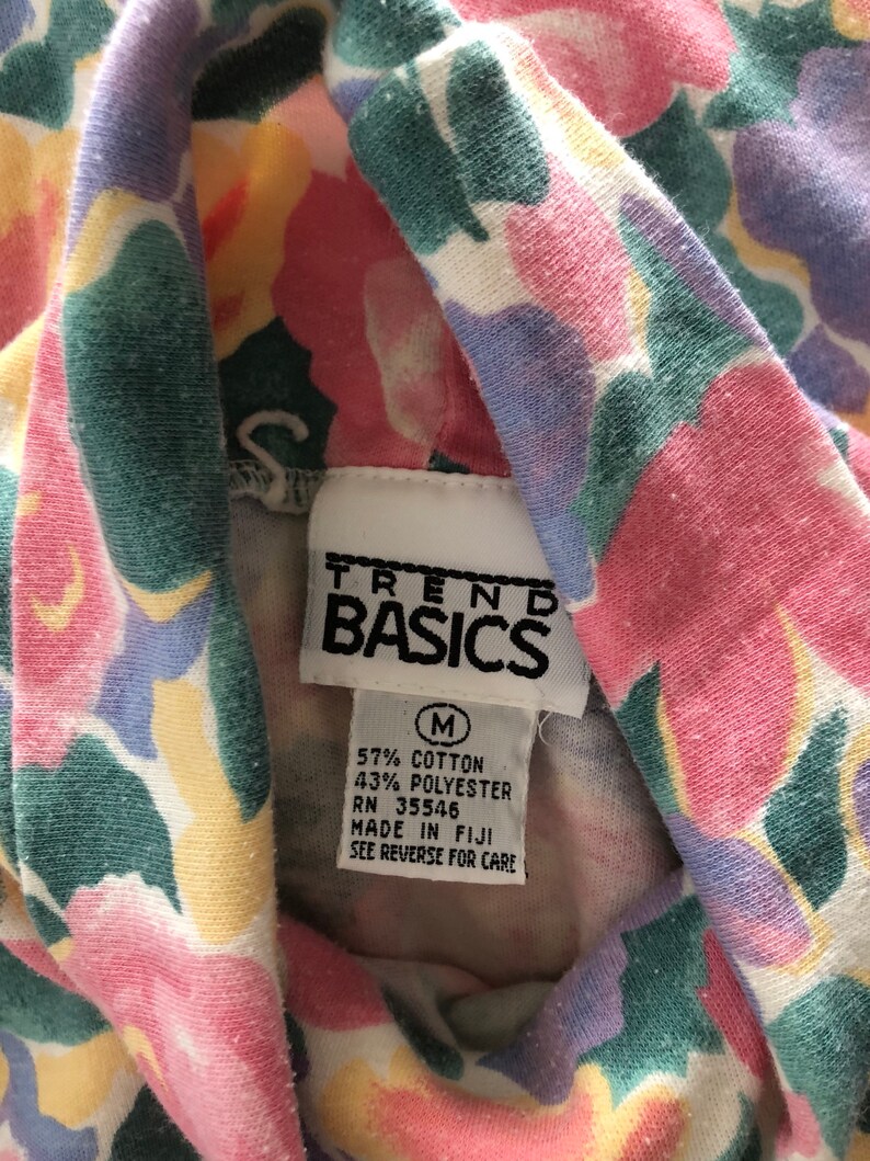 Water Color Rose Turtle Neck 80/'s TREND BASICS