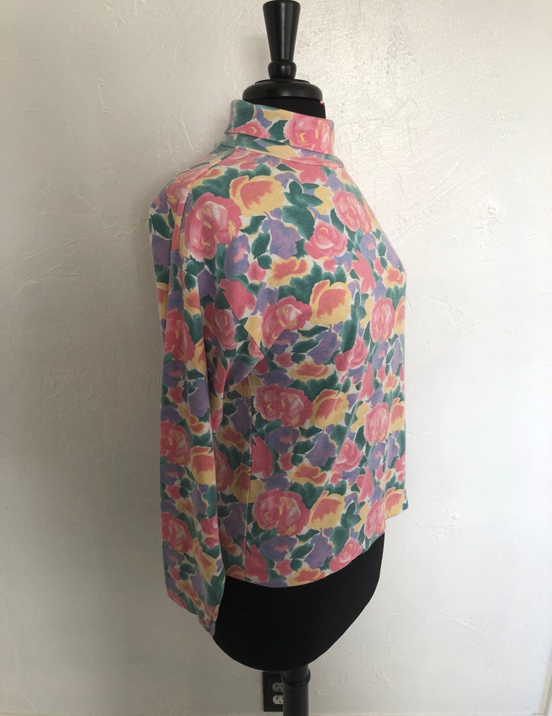 Water Color Rose Turtle Neck 80/'s TREND BASICS