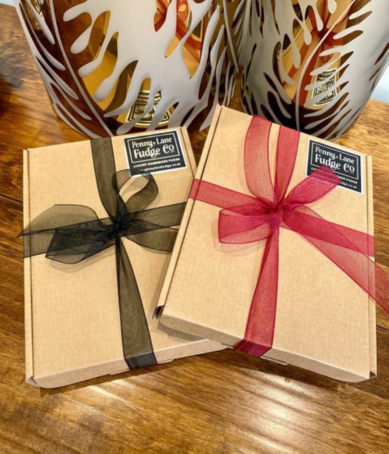 Small Fudge Gift Box, (Choose any 1 Flavour)