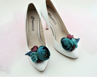 Emerald Floral Shoe Clips: Handmade Bridal Shoe Decoration