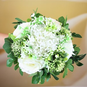 Bruidsboeket witte roos met vetplanten – Kunstbruiloftbloemen – Rustiek, elegant aandenkenboeket