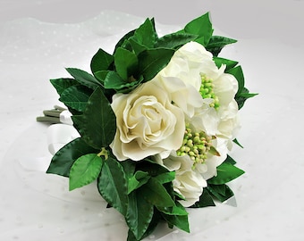 Ramo de novia de rosas blancas artificiales: ramo clásico de novia o dama de honor