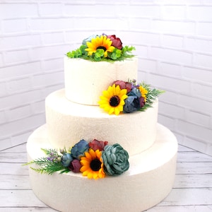 Sunflower and Peony Rose Cake Topper: Create an unforgettable atmosphere at your wedding!