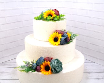 Adorno para tarta de girasol y rosa peonía: ¡Crea una atmósfera inolvidable en tu boda!