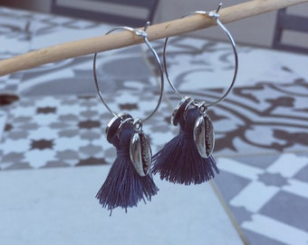 ALIZÉE hoops with blue tassels and charms