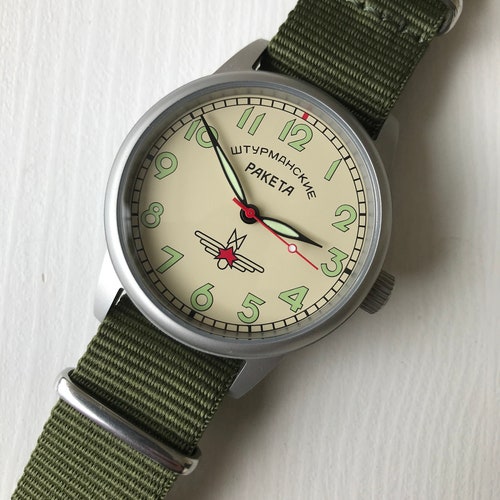 Mens military Shturmanskie Raketa watch, vintage mens mechanical watch, shops Soviet USSR mens watch, russian mens beige watch, gift for him