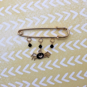 Halloween Spider Charm & Black Swarovski Crystal Metal Decorative Face Mask Pin