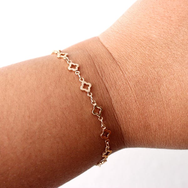 Pulsera de cadena de trébol de cuatro hojas con relleno de oro de 18 quilates