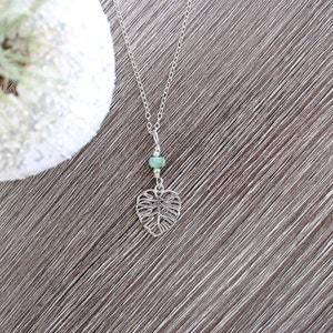 Monstera Colombian Emerald 16&quot; Sterling Silver Necklace