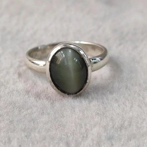 Natural Chrysoberyl Cat&#39;s Eye Ring: Handmade 925 Sterling Silver Statement Ring
