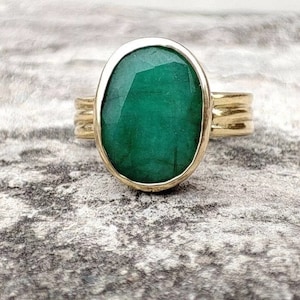 Natural Emerald Ring, Signet Ring, Panchdhatu Ring, 22k Gold Fill, Statement Ring, Gemstone Ring, Handmade Ring, Gift Ring