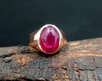 Anel de rubi oval certificado: cabochão vermelho escuro, prata esterlina 925