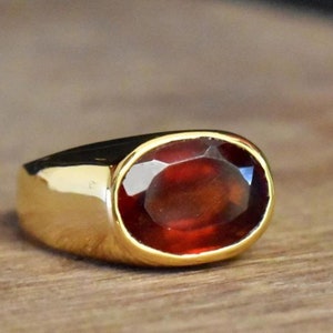 Hessonite Garnet Ring: Natural Gemstone Unisex Panchadhatu Jewelry
