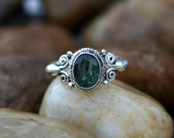 Solitaire Ring, Solid Silver Emerald Center Engagement Ring, Minimalist Style Anniversary Ring, Promise Ring