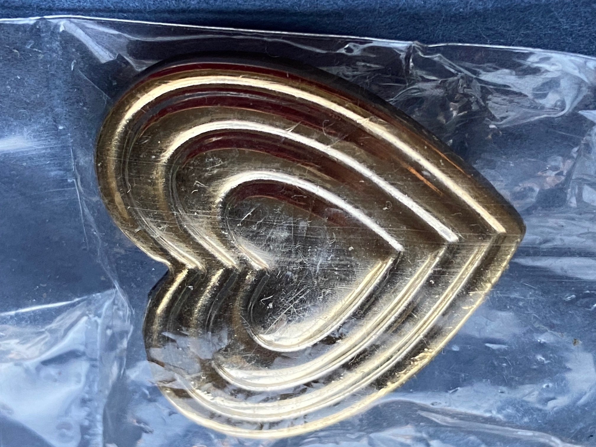 Variety Club Gold Heart Pin 1993 Global Fundraising Initiative