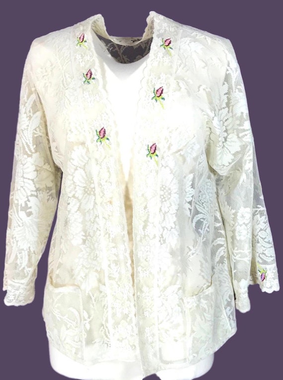Women's 1950s French Chantilly Lace Ivory Cardigan