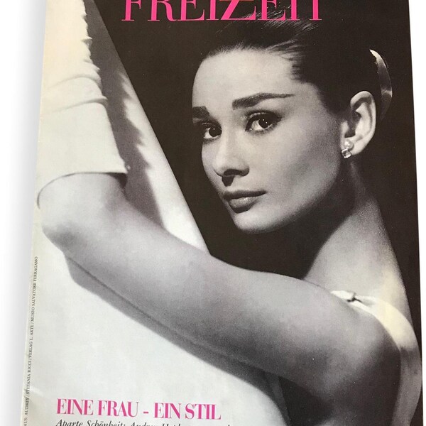 Audrey Hepburn, Featured in Freizeit Kurier Austria Magazine, May 1999 Excellent Collectible Condition