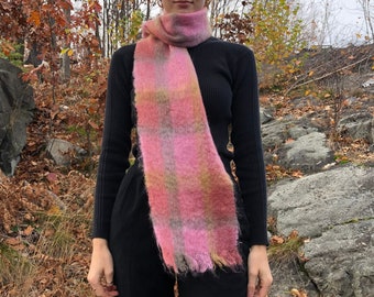Vintage Pink Mohair Scarf / Made in Ireland / Irish Wool Scarf / Pink Plaid Scarf / Wool Knit Scarf / Fall Fashion / Vintage Accessories