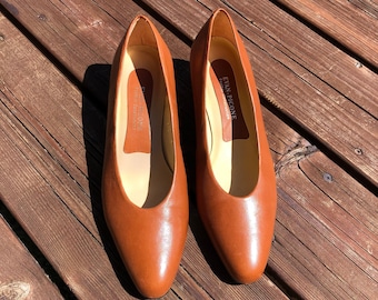 Escarpins chaton Evan-Picone vintage pointure 8,5 / Construction en plumes / Petit talon en cuir / Chaussures en cuir vintage / Fabriqués en Espagne