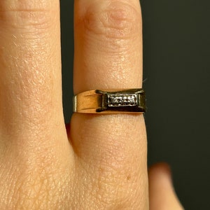 Vintage 10k Gold und Diamant Ring Größe 7 1/4 / Solid Gold Ring / Geschenk für Sie / Geschenk für Ihn / Trilogy Ring / Diamant Bandring